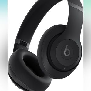 Beats by Dr. Dre Wireless Headphones